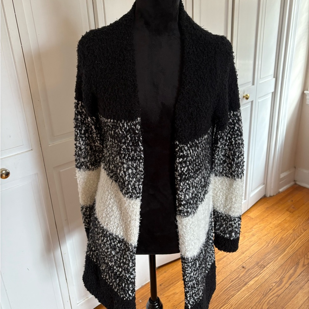 APT.9 Black & White Boucle Open-Front Cardigan | Size M